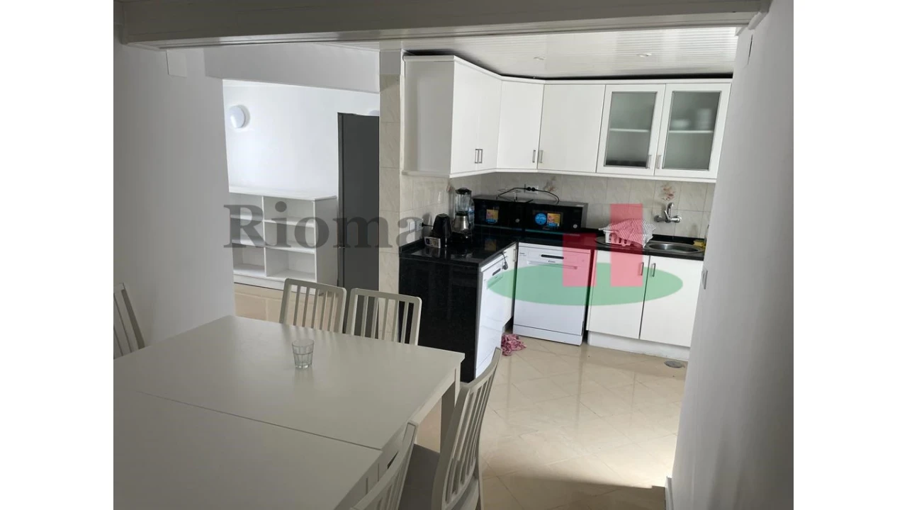 Moradia T9 para Venda em Ajuda Foto 3