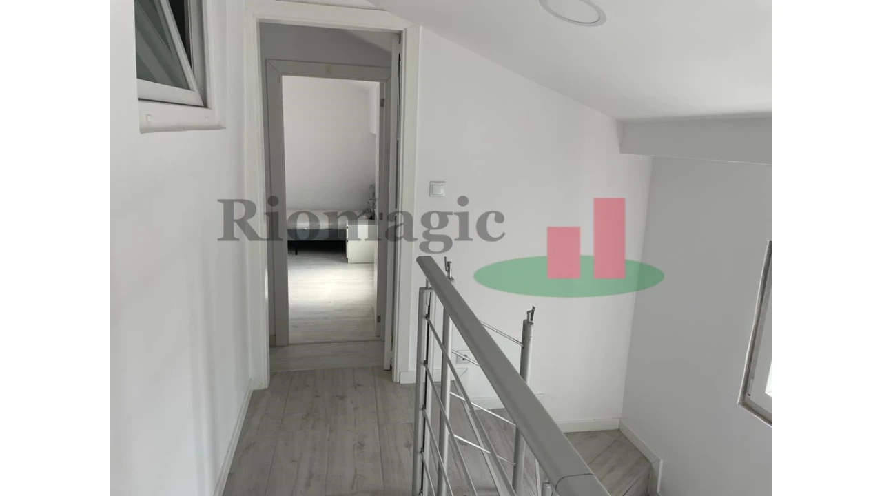 Moradia T9 para Venda em Ajuda Foto 27