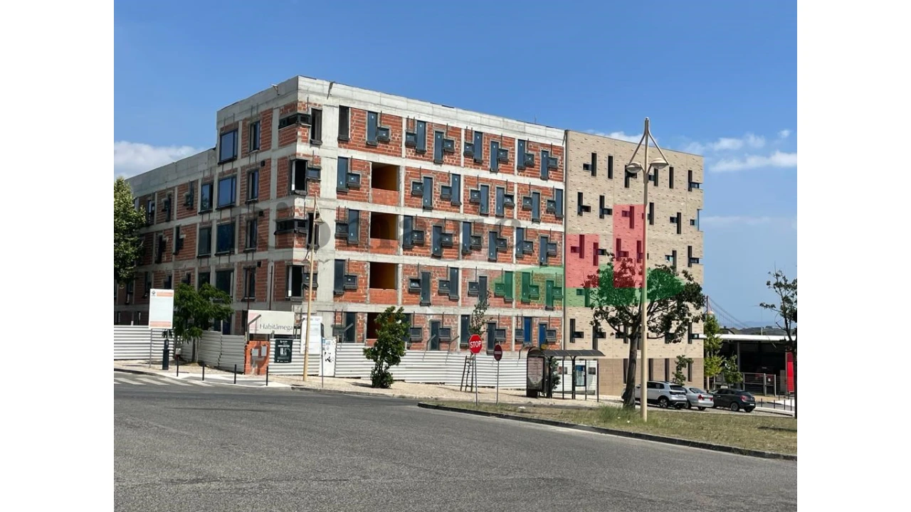 Moradia T9 para Venda em Ajuda Foto 49