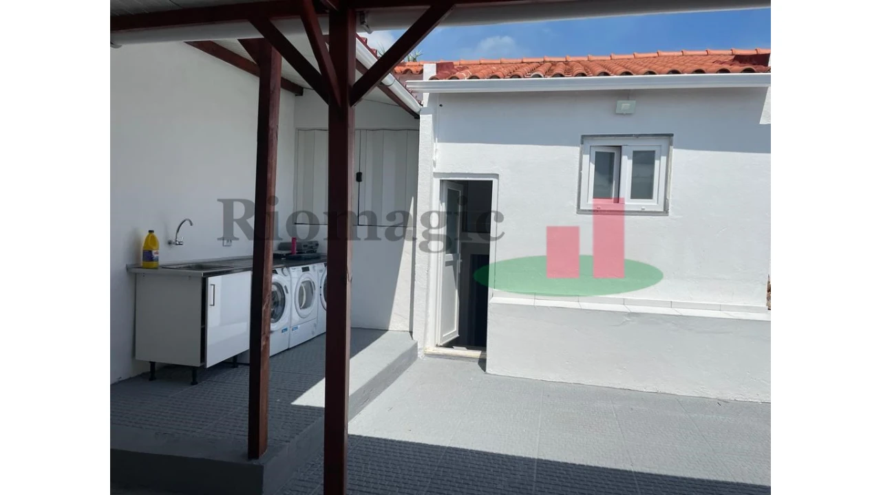 Moradia T9 para Venda em Ajuda Foto 39