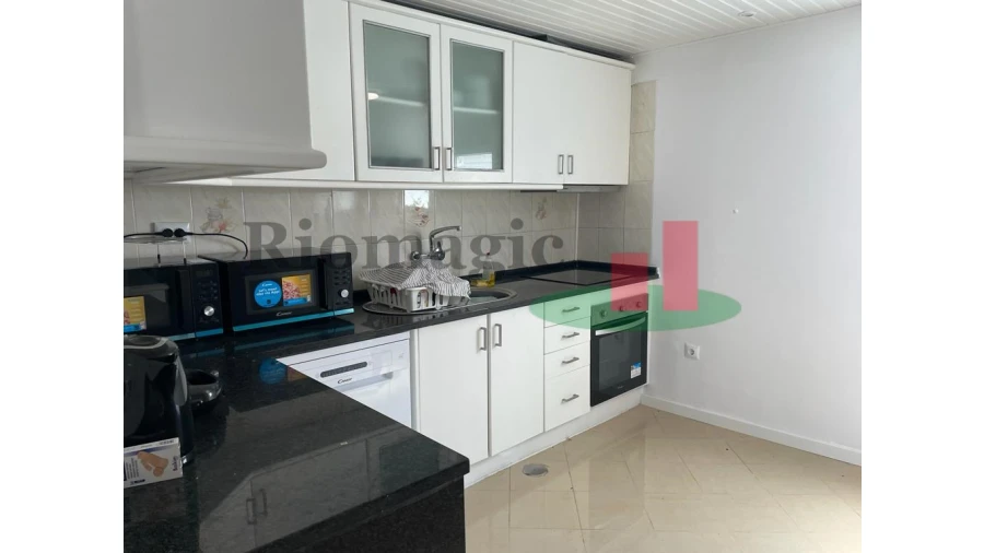 Moradia T9 para Venda em Ajuda Foto 2