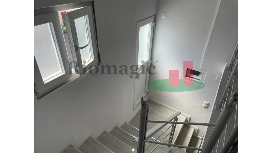 Moradia T9 para Venda em Ajuda Foto 28