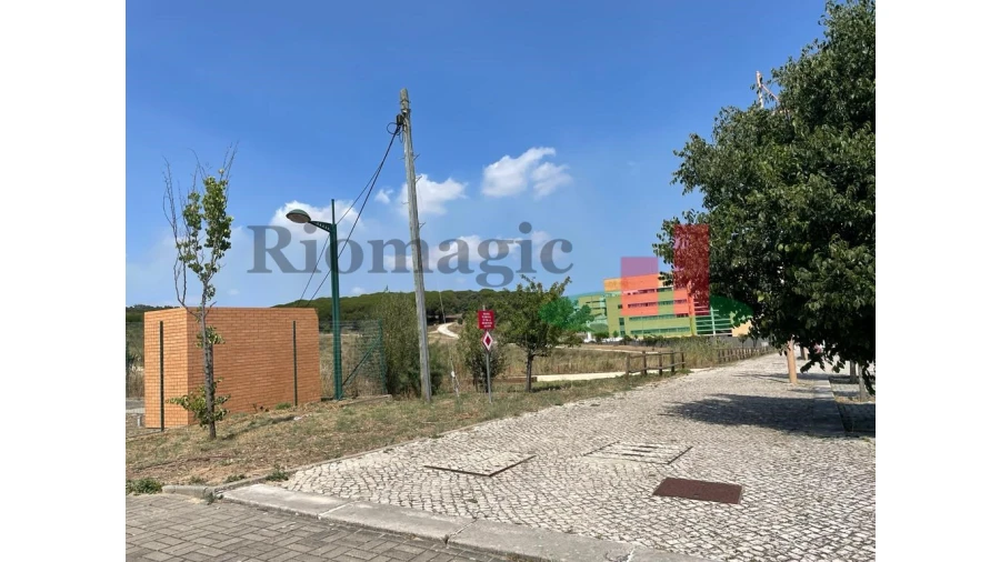 Moradia T9 para Venda em Ajuda Foto 52