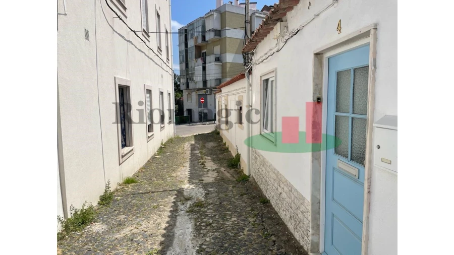 Moradia T9 para Venda em Ajuda Foto 45