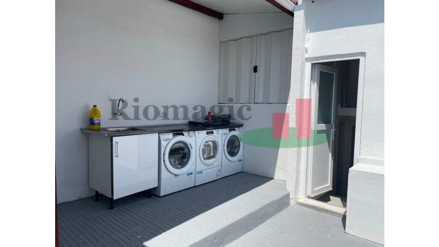 Moradia T9 para Venda em Ajuda Foto 40