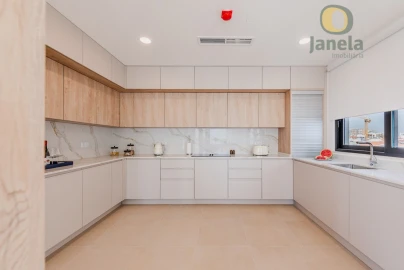 Apartamento T3 para Venda em Faro (Sé e São Pedro)