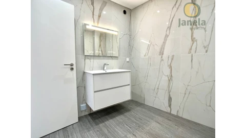 Apartamento T3 para Venda em Quelfes