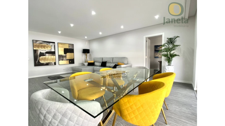 Apartamento T3 para Venda em Quelfes Foto 18