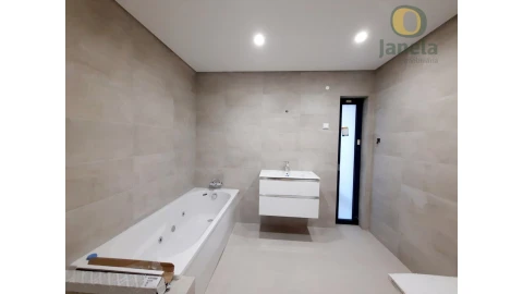 Apartamento T3 para Venda em Faro (Sé e São Pedro)