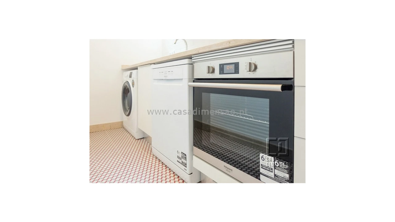 Apartamento T2 para Venda em Santo António Foto 6