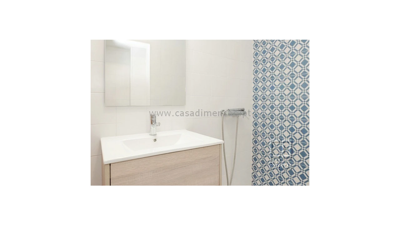 Apartamento T2 para Venda em Santo António Foto 14