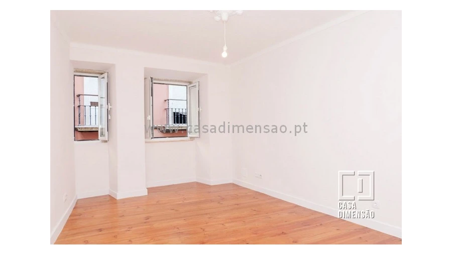 Apartamento T2 para Venda em Santo António Foto 2