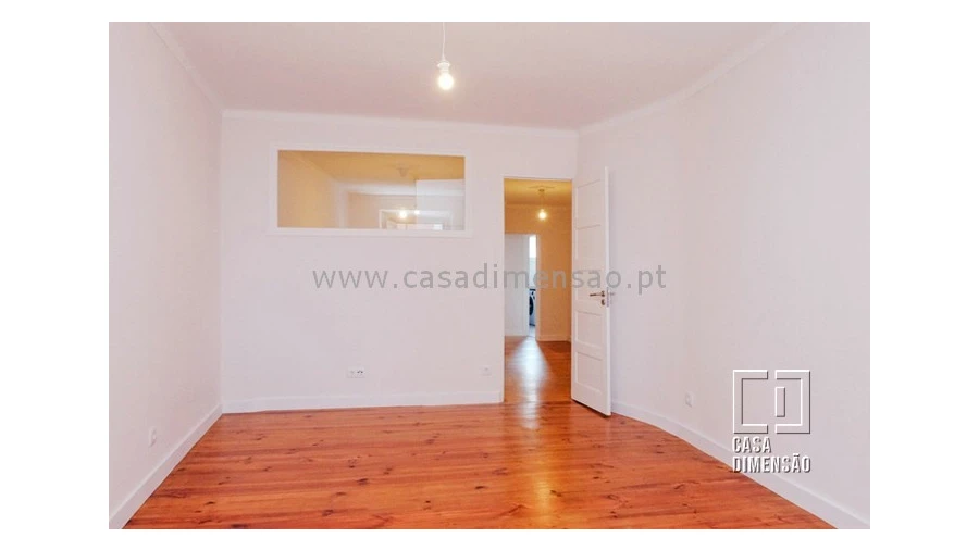 Apartamento T2 para Venda em Santo António Foto 4
