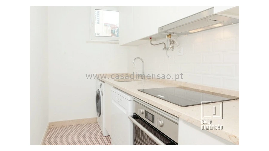 Apartamento T2 para Venda em Santo António Foto 5