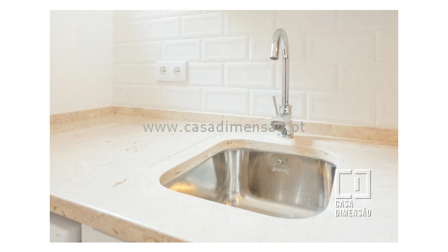 Apartamento T2 para Venda em Santo António Foto 7