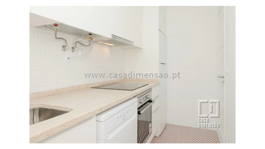 Apartamento T2 para Venda em Santo António Foto 9