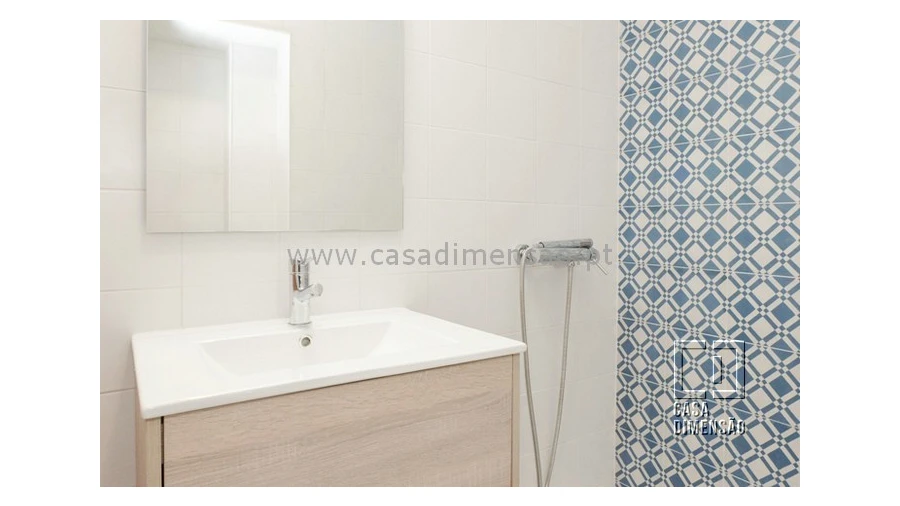 Apartamento T2 para Venda em Santo António Foto 14