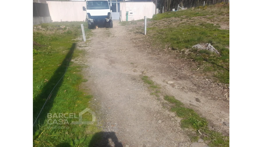 Terreno para Venda em Vila Cova e Feitos Foto 11