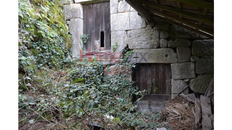 Moradia T2 para Venda em Destriz e Reigoso Foto 10