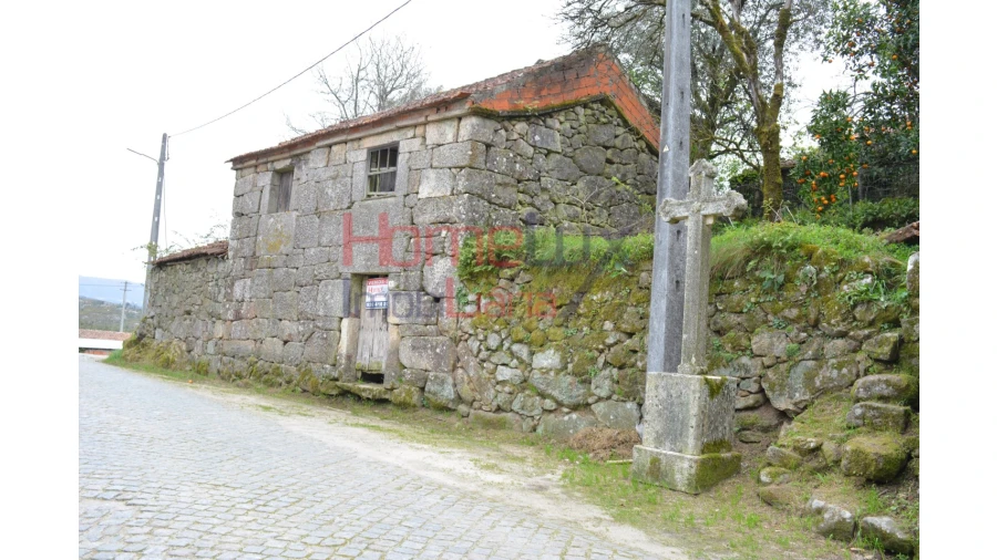 Moradia T2 para Venda em Destriz e Reigoso Foto 11