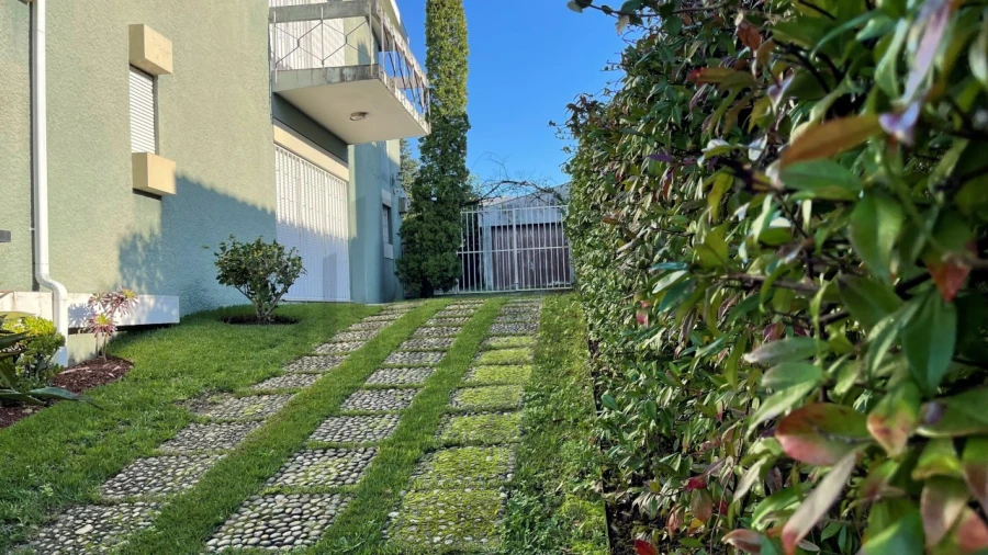 Moradia T4 para Venda em São Vitor (Braga) Foto 2