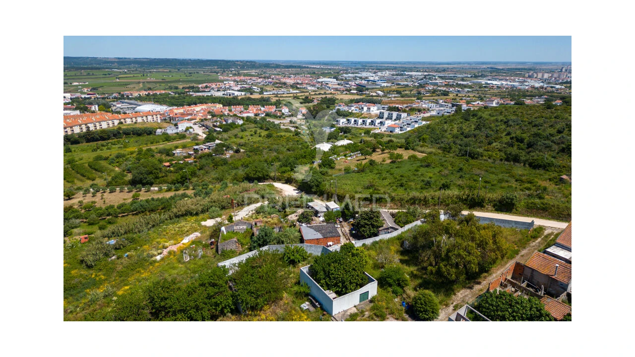 Terreno para Venda em Alenquer (Santo Estêvão e Triana) Foto 2