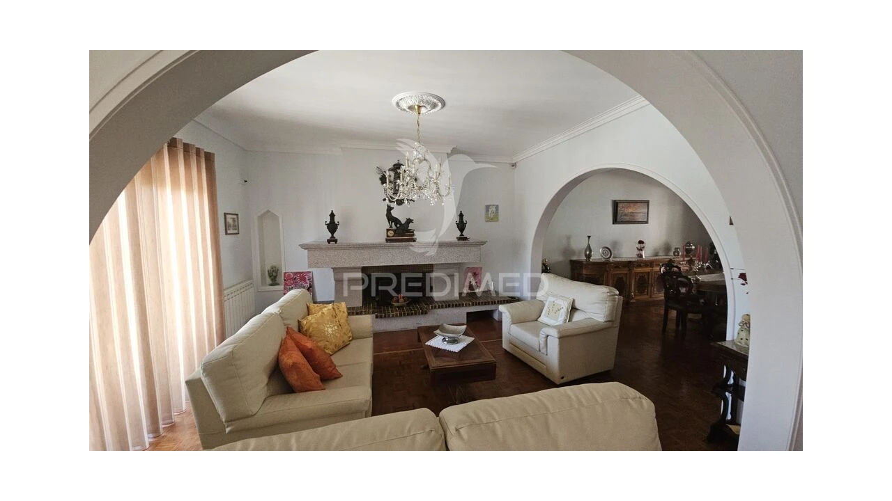 Moradia T4 para Venda em Areias, Sequeirô, Lama e Palmeira Foto 8