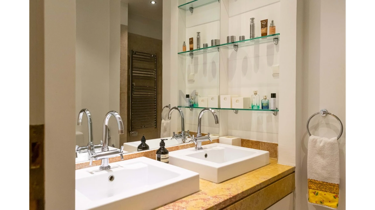 Apartamento T4 para Venda em Misericórdia Foto 21