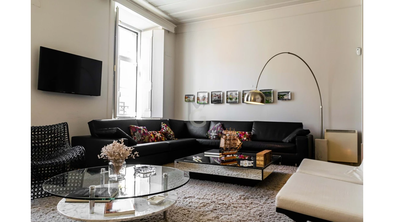 Apartamento T4 para Venda em Misericórdia Foto 3