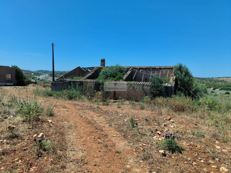 Terreno para Venda em Lagos (São Sebastião e Santa Maria) Foto 6