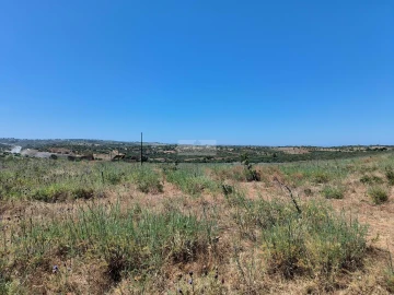 Terreno para Venda em Lagos (São Sebastião e Santa Maria)