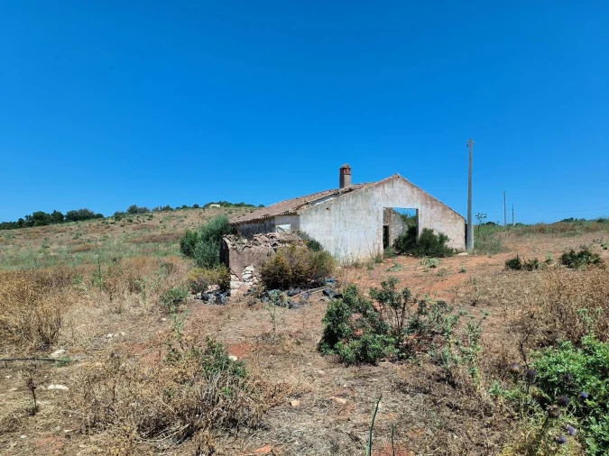 Terreno para Venda em Lagos (São Sebastião e Santa Maria) Foto 5