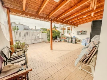 Moradia T4 para Venda em Loule (São Clemente)