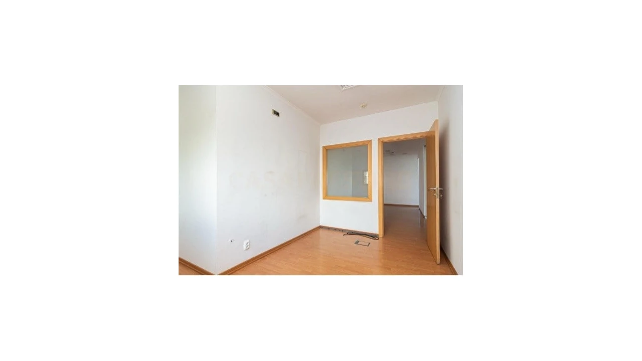 Escritório para Venda em Marvila Foto 13