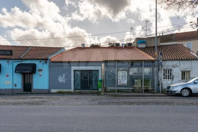 Loja para Venda em Loures