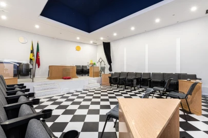 Loja para Venda em Loures