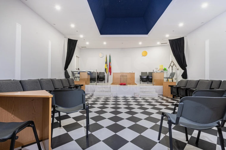 Loja para Venda em Loures Foto 6