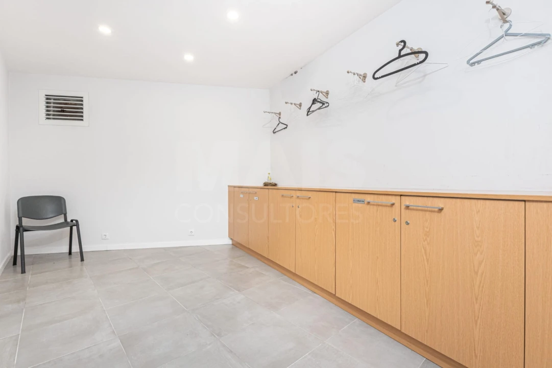 Loja para Venda em Loures Foto 10