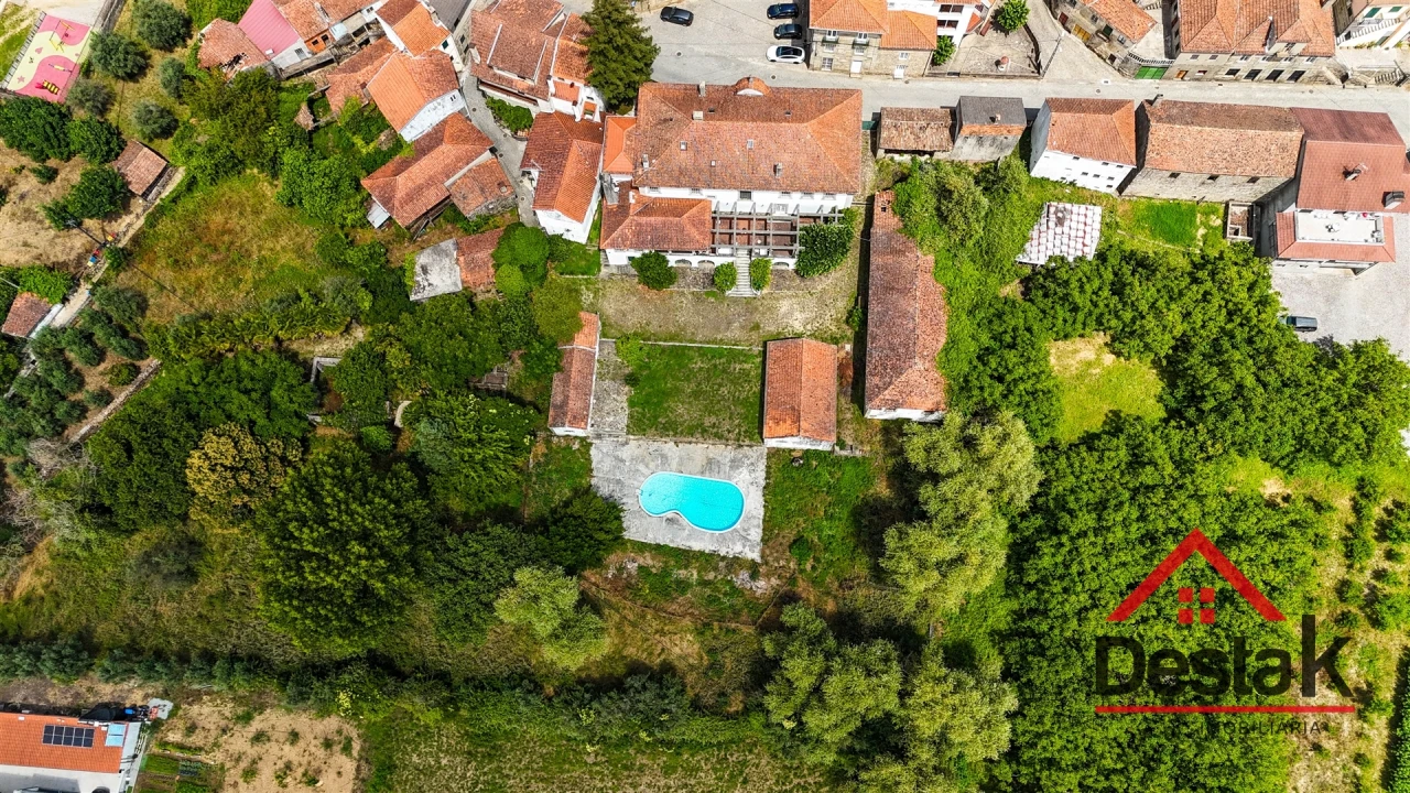 Moradia T0 para Venda em Rio de Moinhos Foto 52