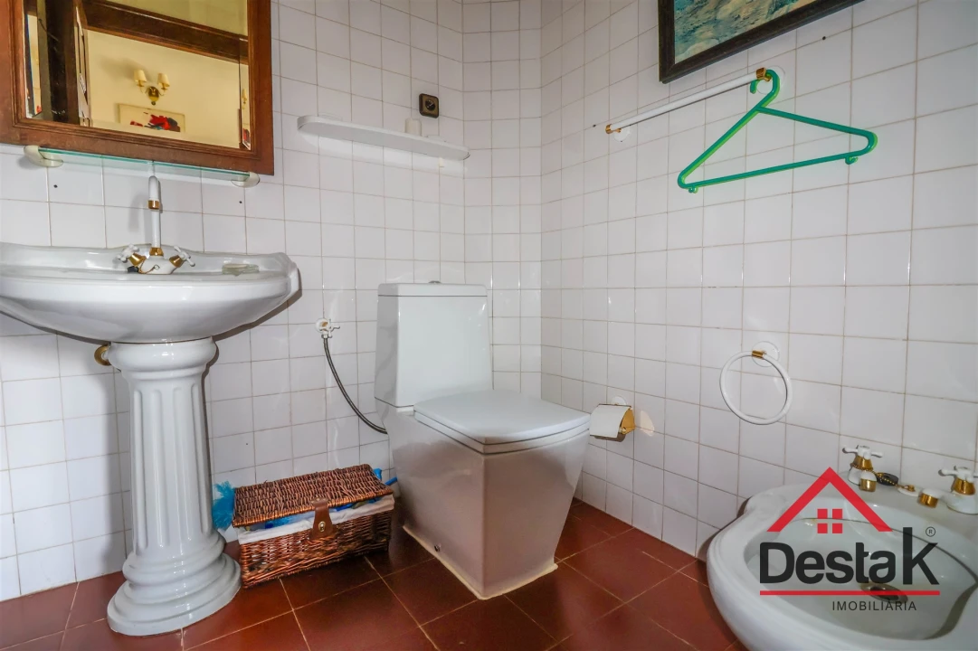 Moradia T0 para Venda em Rio de Moinhos Foto 34