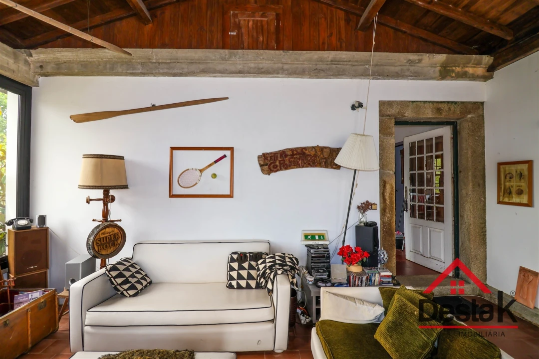 Moradia T0 para Venda em Rio de Moinhos Foto 9