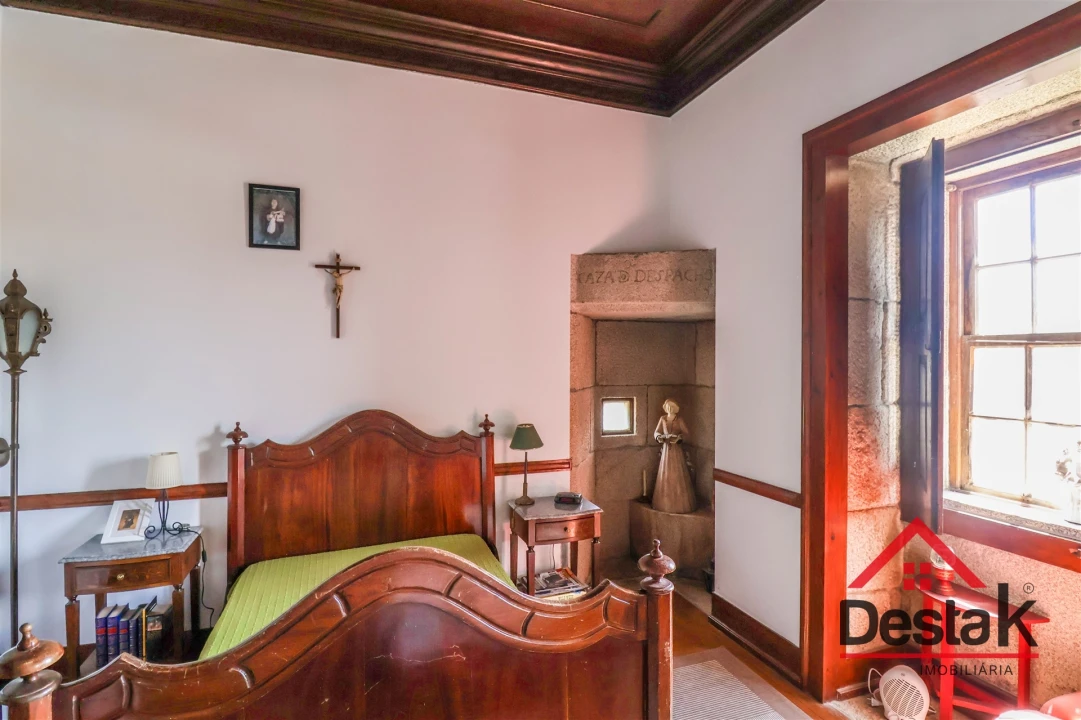 Moradia T0 para Venda em Rio de Moinhos Foto 31