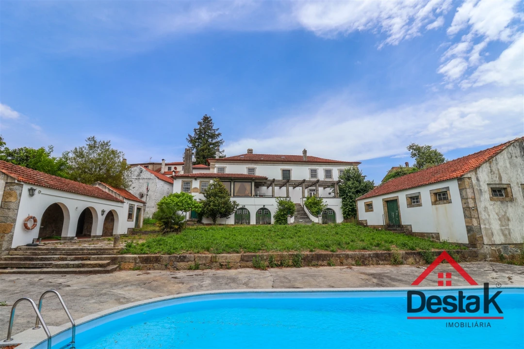 Moradia T0 para Venda em Rio de Moinhos Foto 1