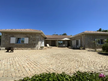 Quinta T5 para Venda em Sabugal e Aldeia de Santo António