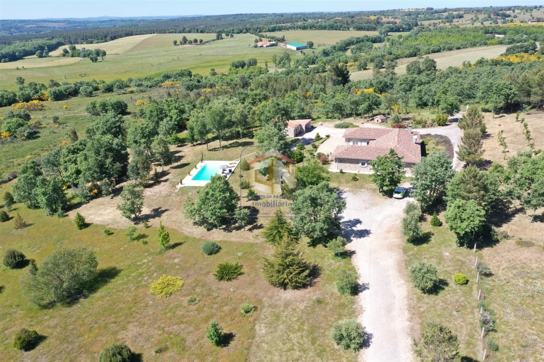 Quinta T5 para Venda em Sabugal e Aldeia de Santo António Foto 16
