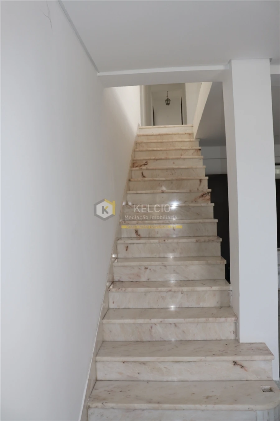 Moradia T4 para Venda em Quarteira Foto 14