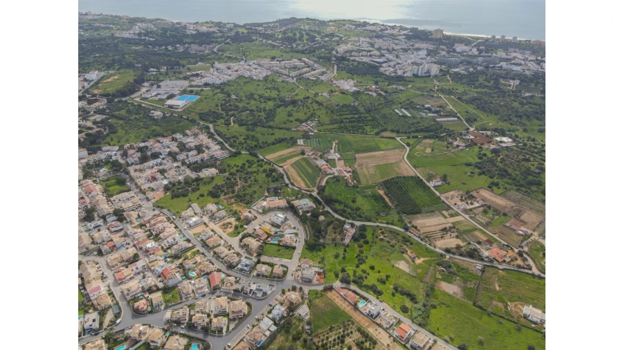Terreno para Venda em Alvor Foto 4