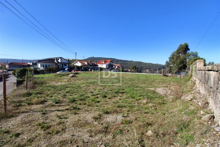 Terreno para Venda em Oldrões Foto 4