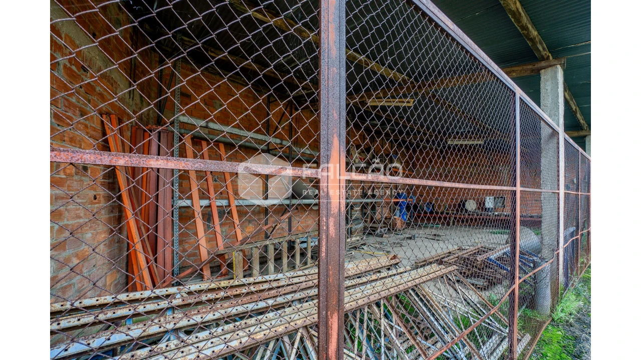 Armazém para Venda em Malhou, Louriceira e Espinheiro Foto 18