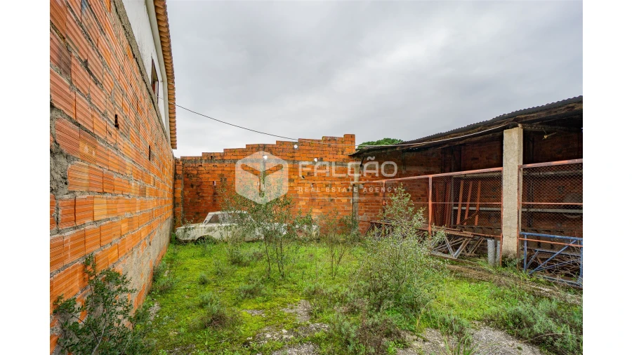 Armazém para Venda em Malhou, Louriceira e Espinheiro Foto 16